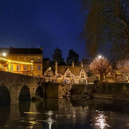 Period Apartment, Great Views, In Heart Of Town. Bradford-On-Avon Kültér fotó